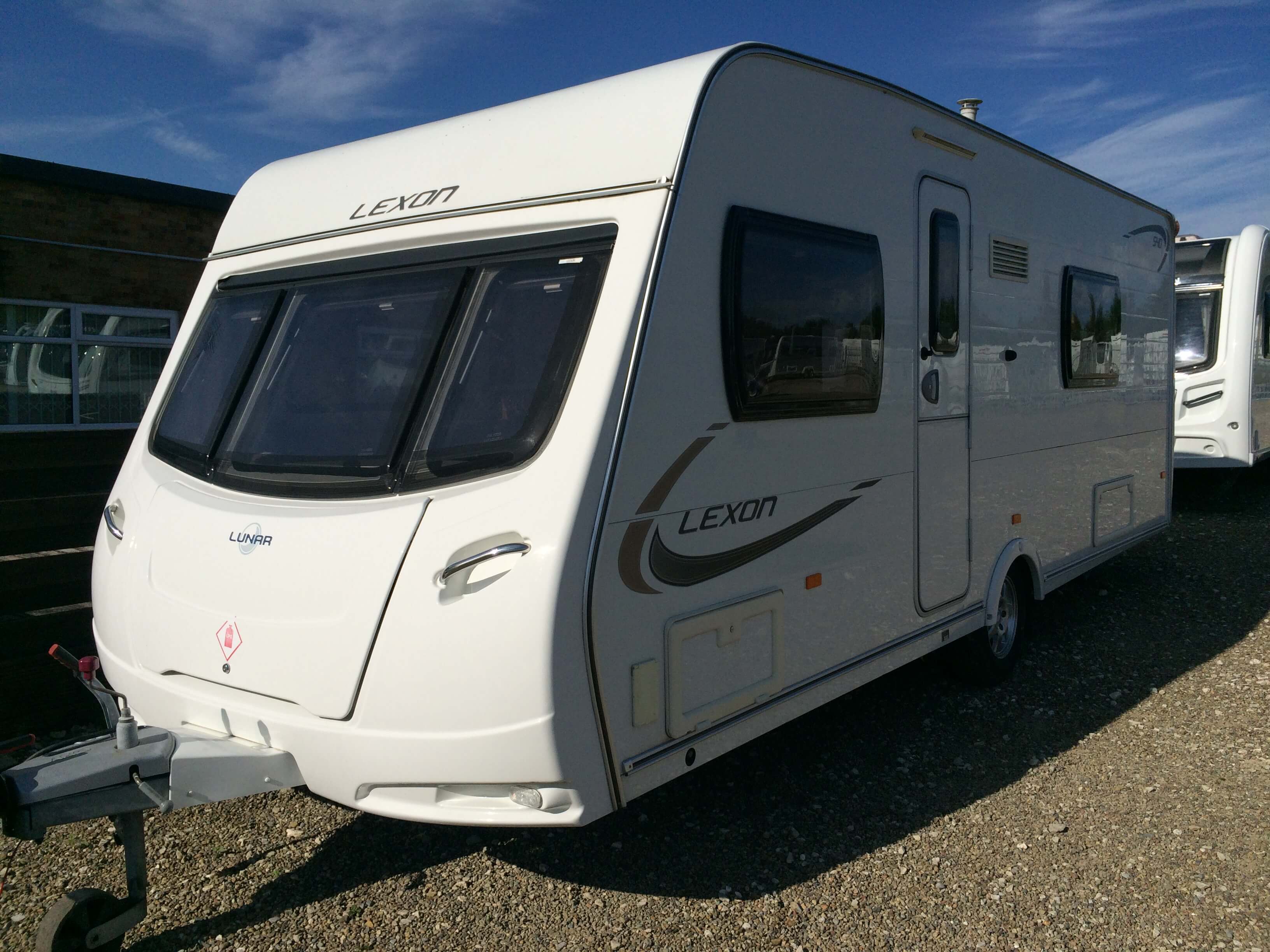 Used Lunar Lexon 540 Caravan | S21461 | Leisure World Group