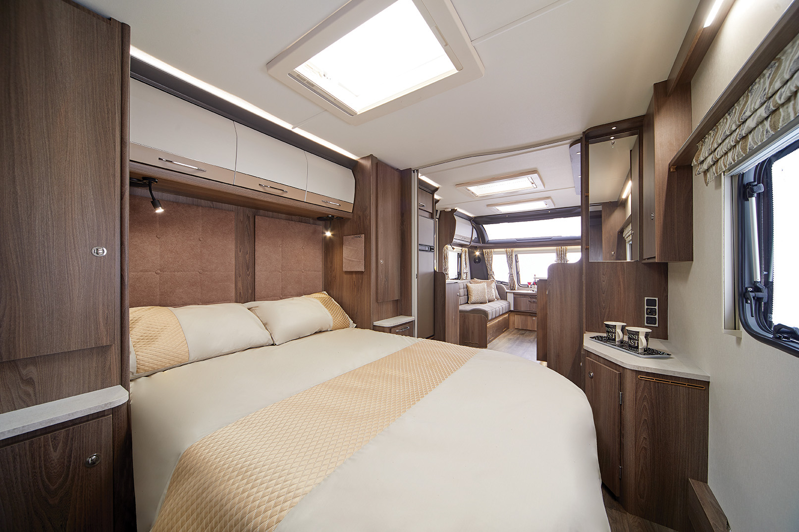 New Coachman Laser Xcel 855 Caravan | N114713 | Leisure World Group